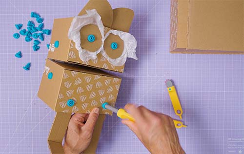 آموزش ساخت عروسک عروسک از جعبه مقوایی (Cardboard Box Puppet): تئاتر خانگی با قابلیت حرکت دهان